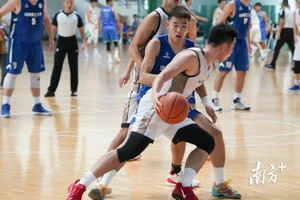  篮球友谊赛：年轻球员成长的催化剂